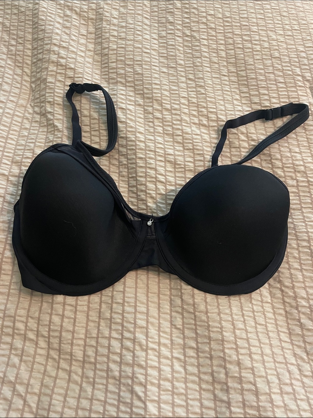 LAST CHANCE!
Bali Black Women's T-Shirt Bra - Classic Support NWOT Size 34C